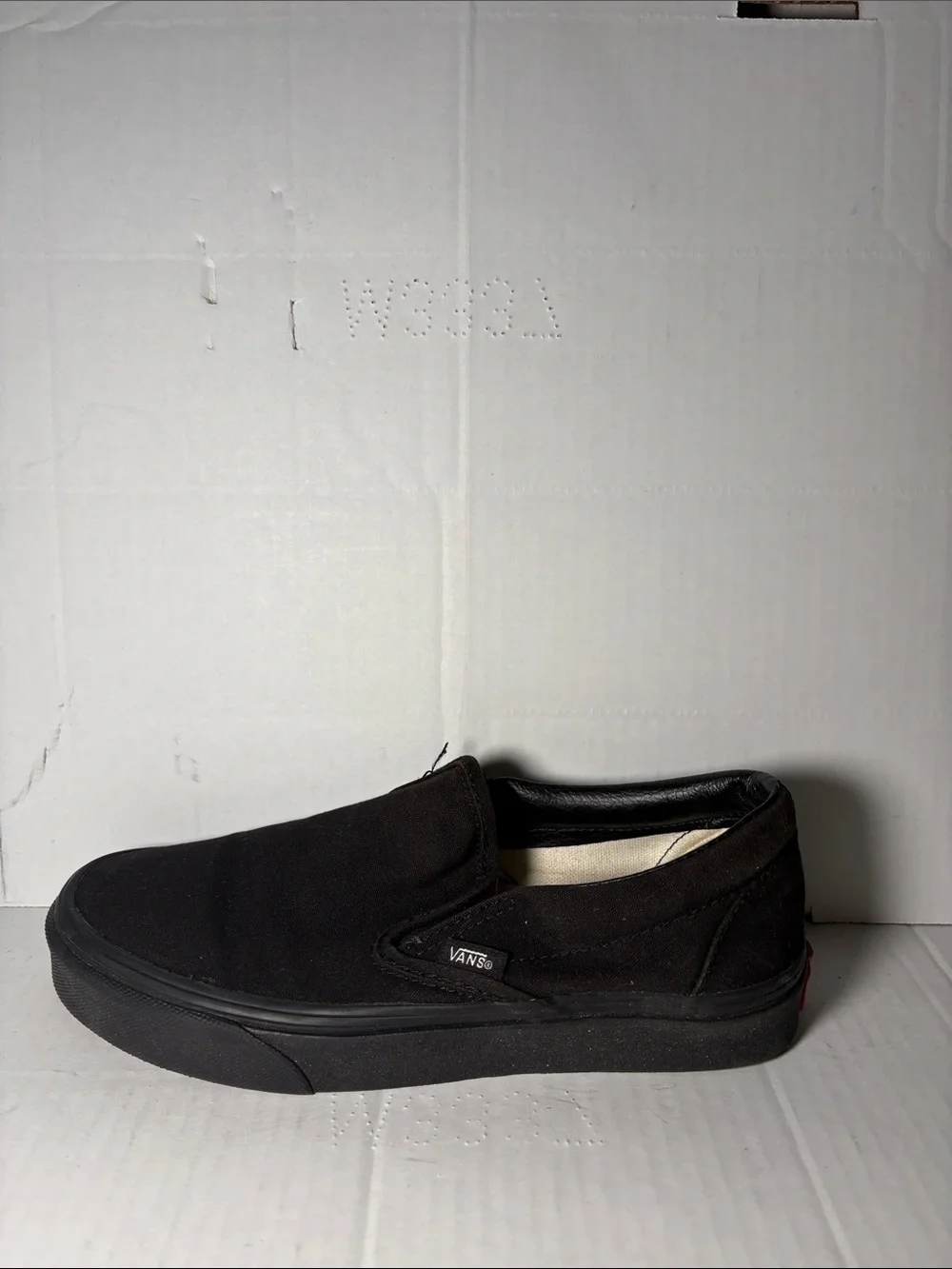 Vans Slip-On Canvas Shoes in Black Size 6